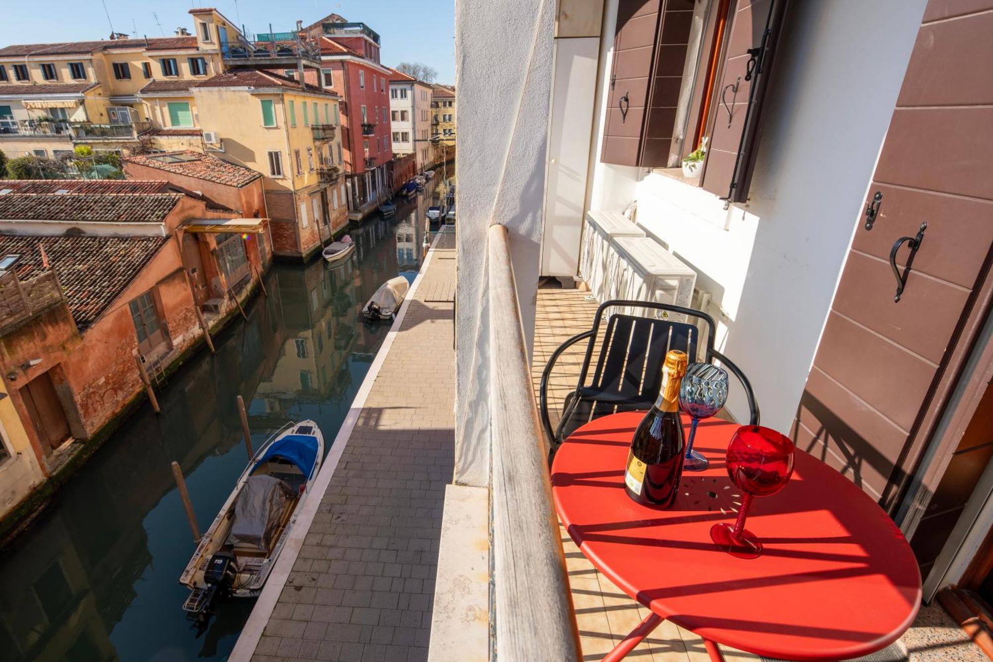 Venezia Vista Canale Екстериор снимка